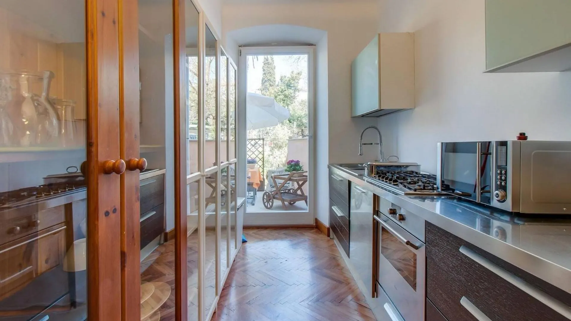 Vindobona Apartment Mali Losinj Guest house