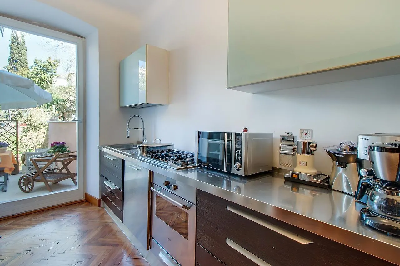 Vindobona Apartment Mali Losinj 4*,  Croatia