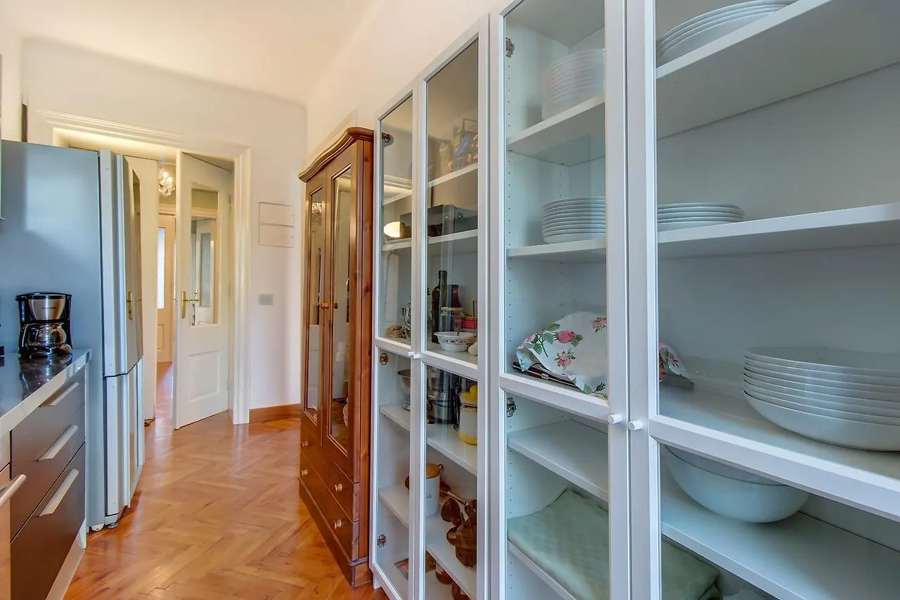 Guest house Vindobona Apartment Mali Losinj